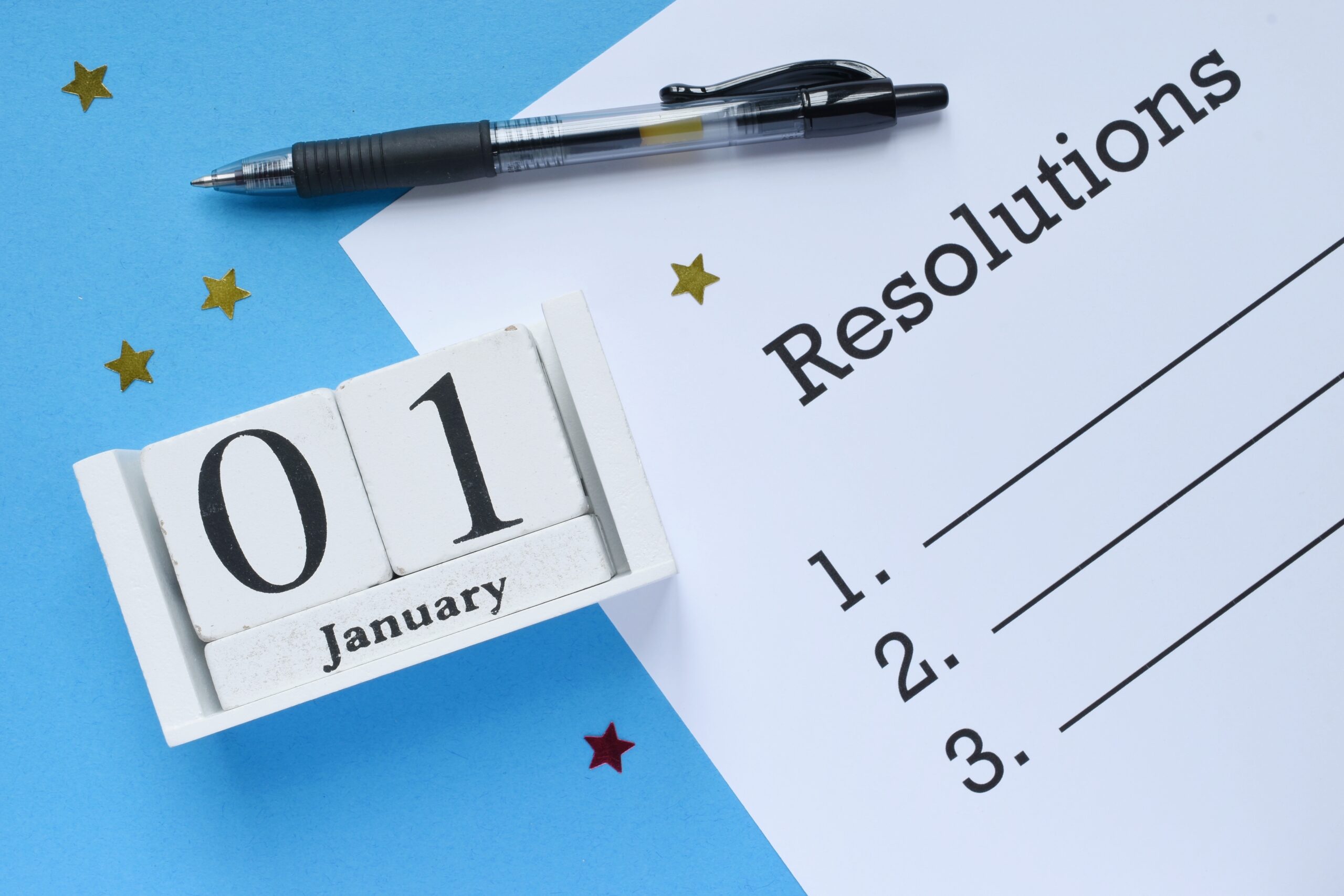 How to Stick to Your New Year's Resolutions - The Motherchic