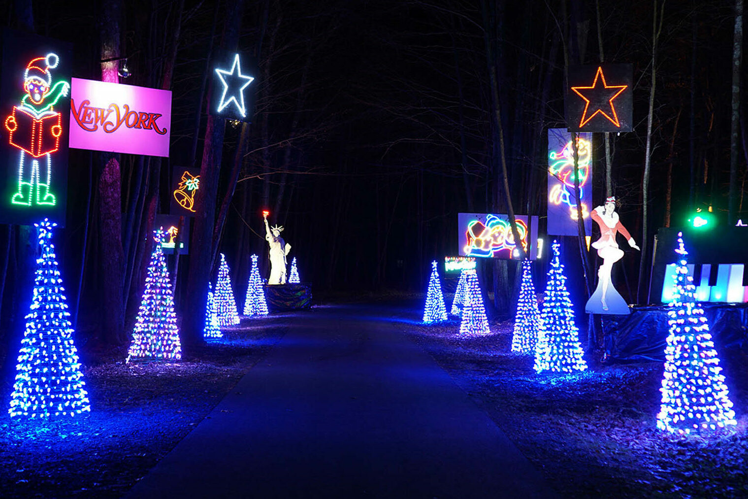 Woodloch Festival of Lights trail.